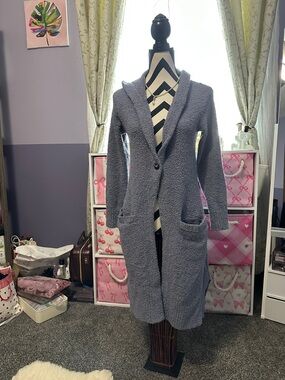 UGG Cozy Hooded Long robe xs-read description